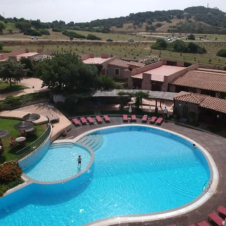 S'incantu Ξενοδοχείο με διαμερίσματα 3*