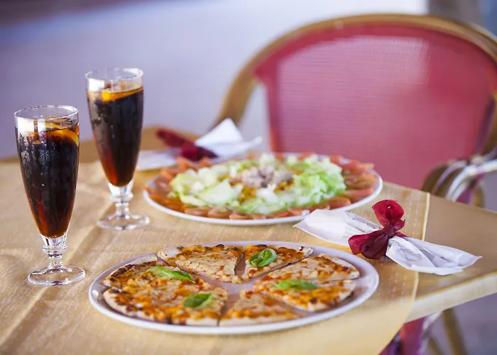 מלון דירות S'incantu 3*