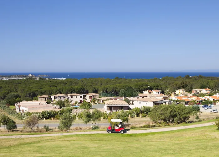 מלון דירות S'incantu 3*