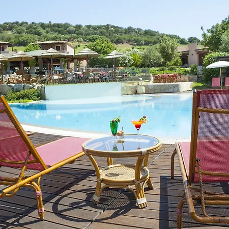 Aparthotel S'incantu