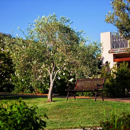 Aparthotel S'incantu