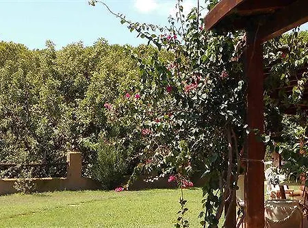 S'incantu מלון דירות